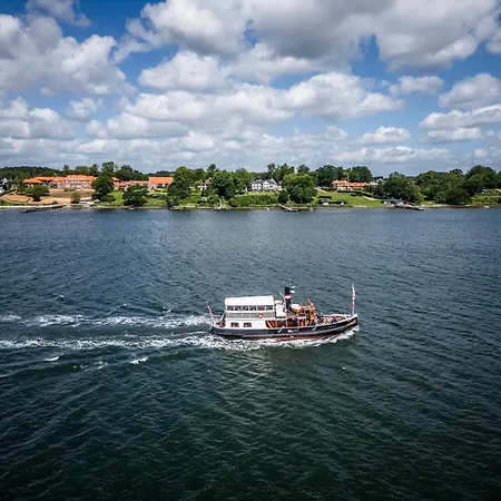 מלון Stella Maris 4*