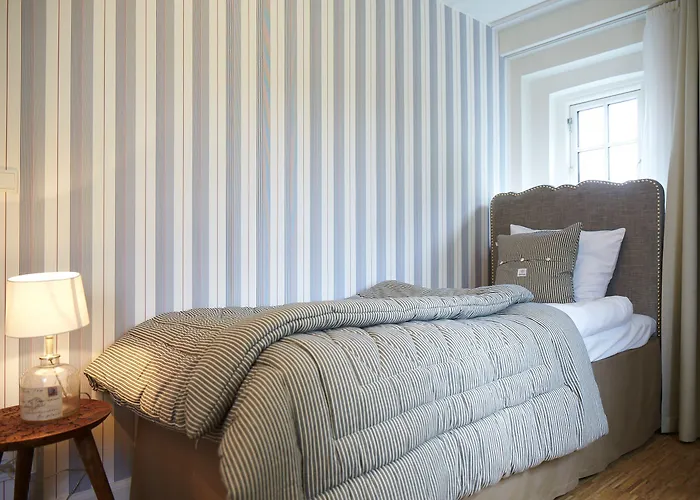 מלון Stella Maris 4*