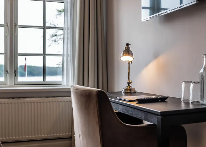 מלון Stella Maris 4*